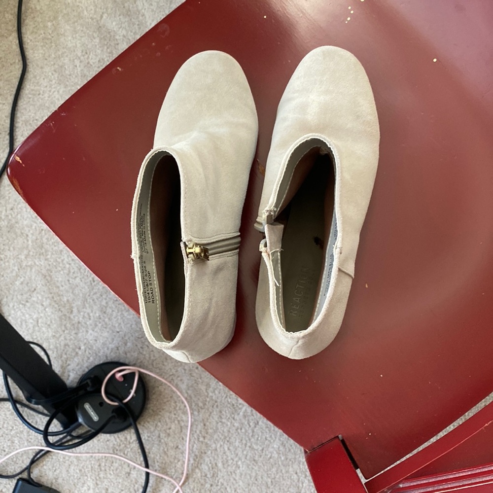 Size 10 Kenneth Cole Reaction ankle booties. Lightly used.